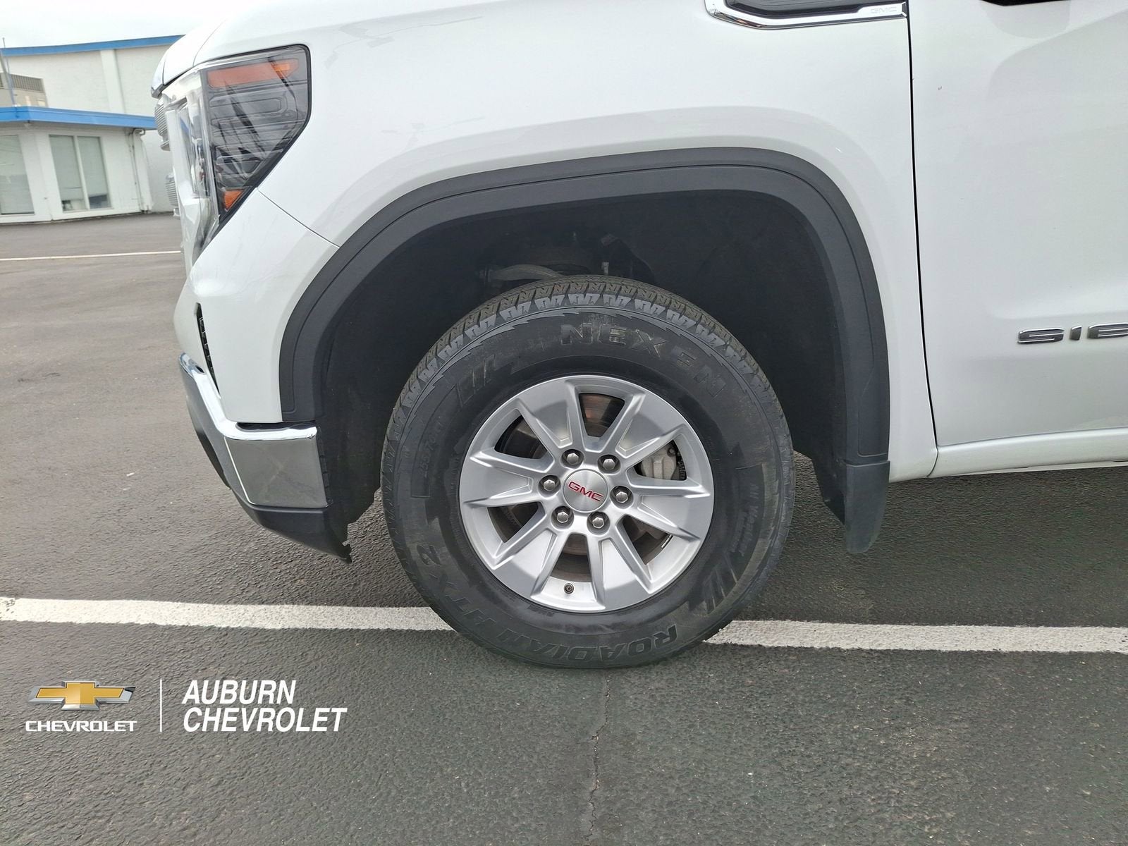 2024 GMC Sierra 1500 SLE