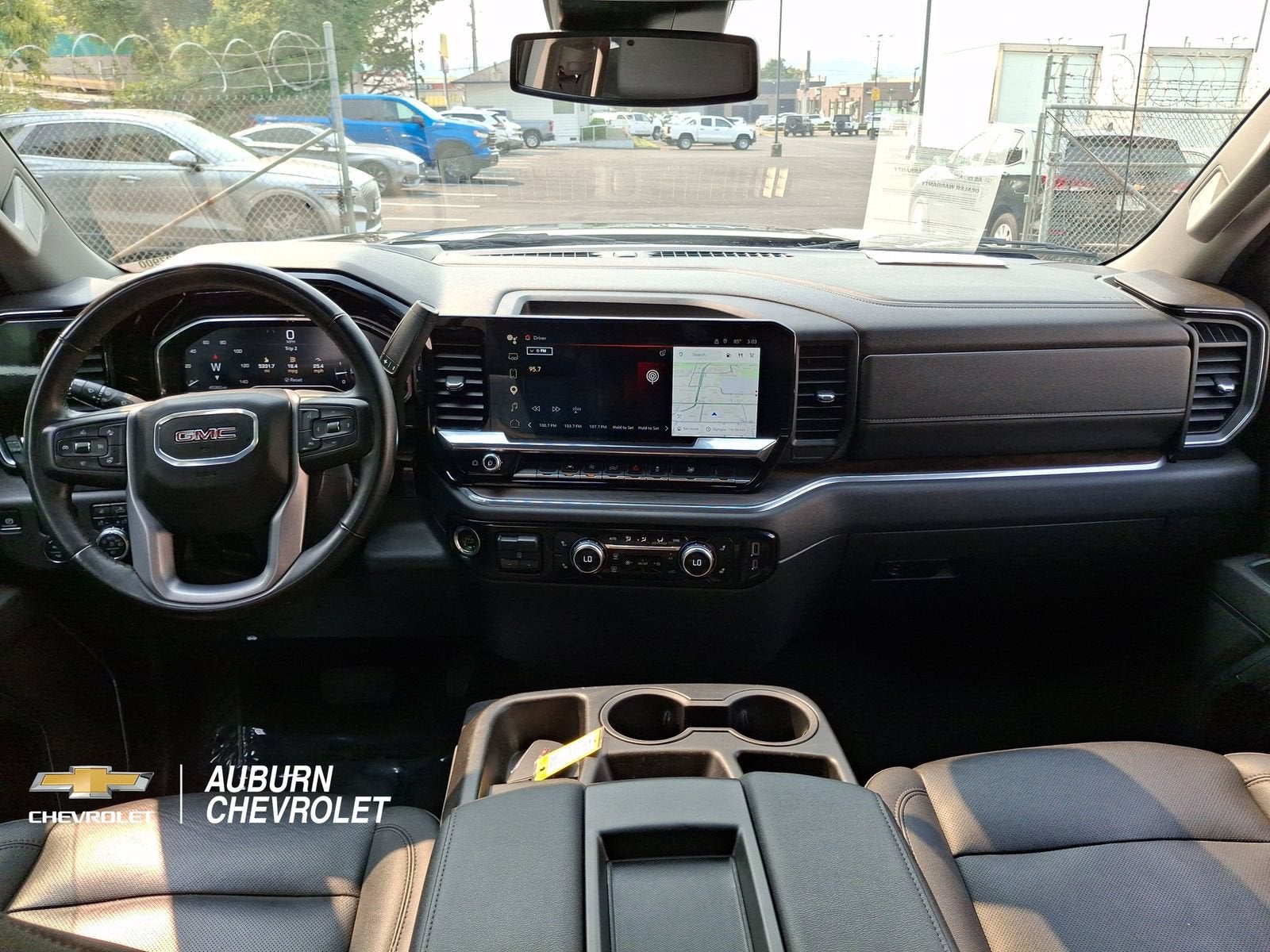 2025 GMC Sierra 1500 SLT