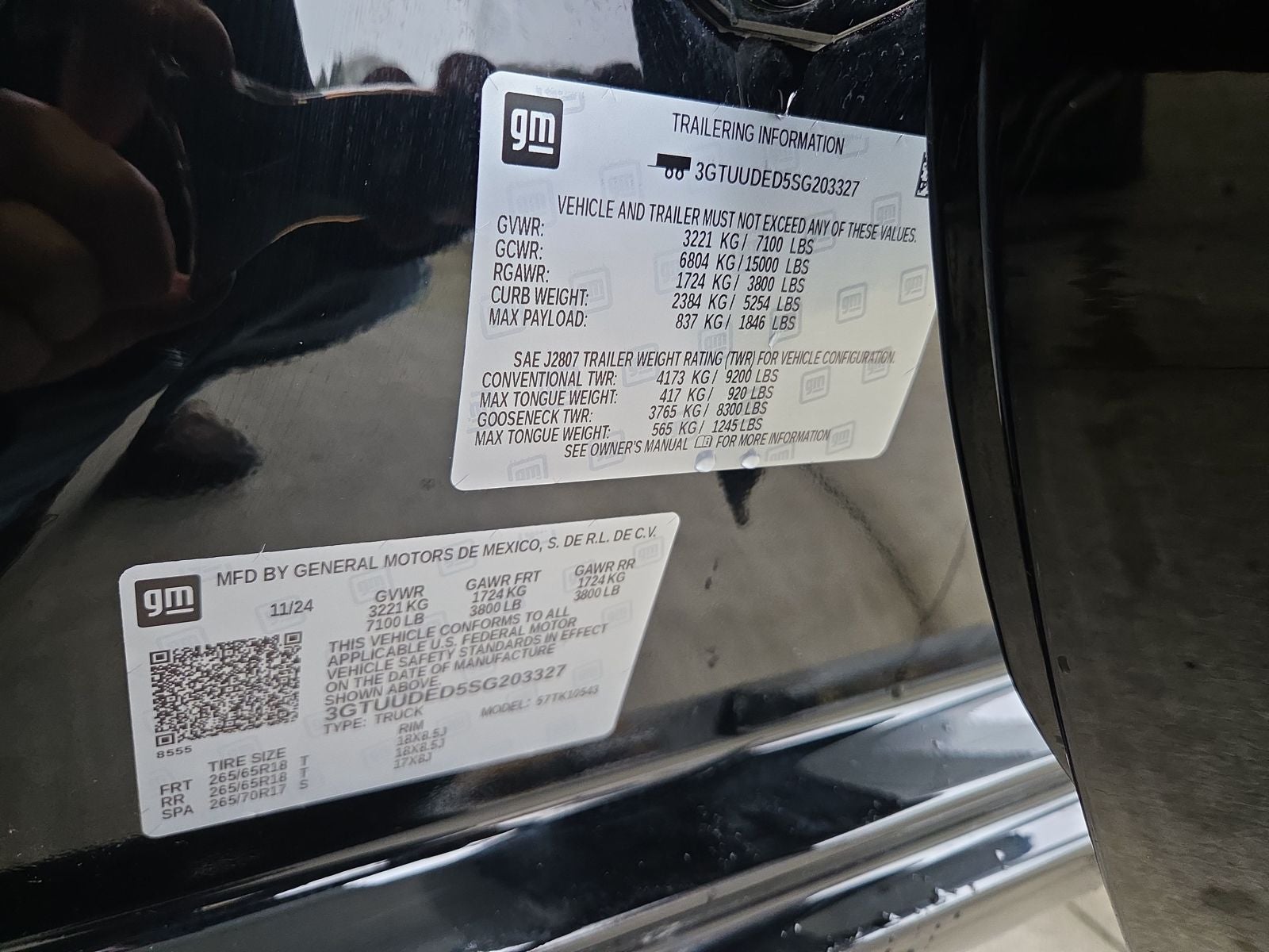 2025 GMC Sierra 1500 SLT