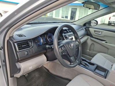 2017 Toyota Camry LE