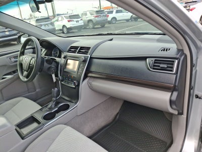 2017 Toyota Camry LE