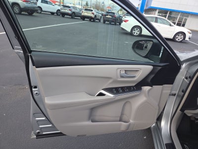 2017 Toyota Camry LE