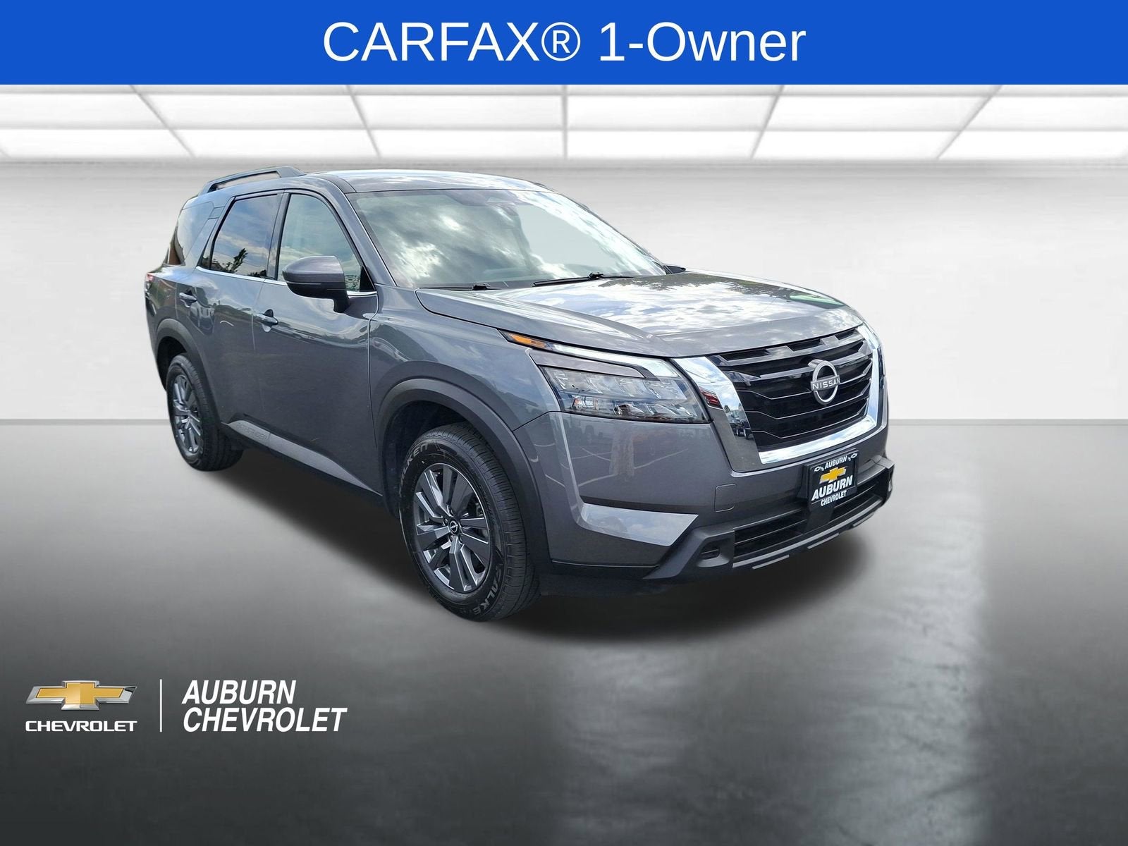 2025 Nissan Pathfinder SV