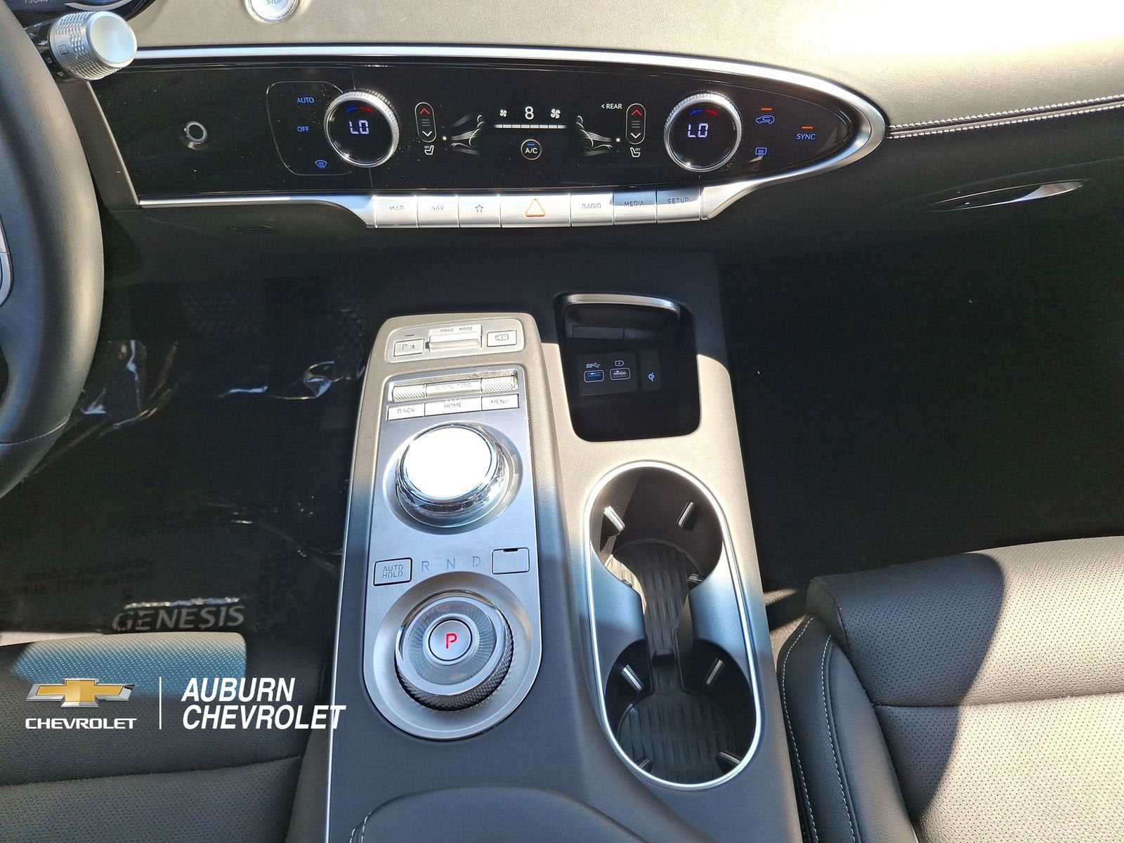 2025 Genesis GV70 2.5T