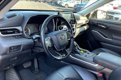 2020 Toyota Highlander XLE