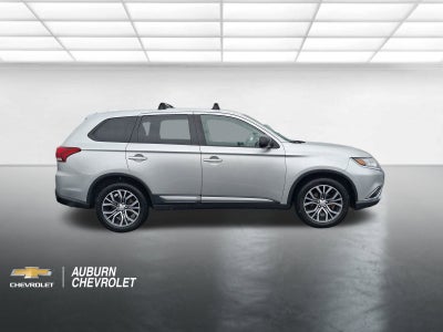 2018 Mitsubishi Outlander ES