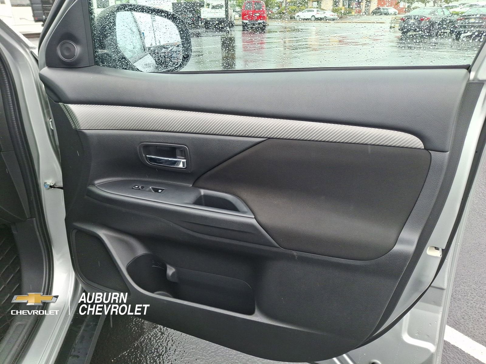 2018 Mitsubishi Outlander ES