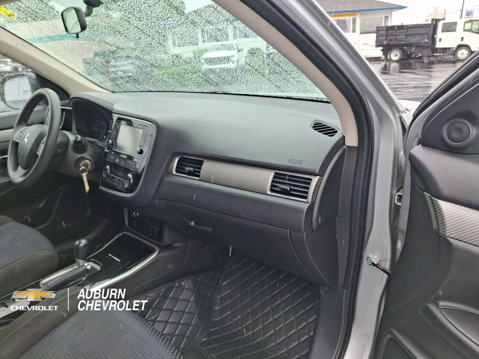 2018 Mitsubishi Outlander ES