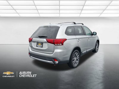 2018 Mitsubishi Outlander ES