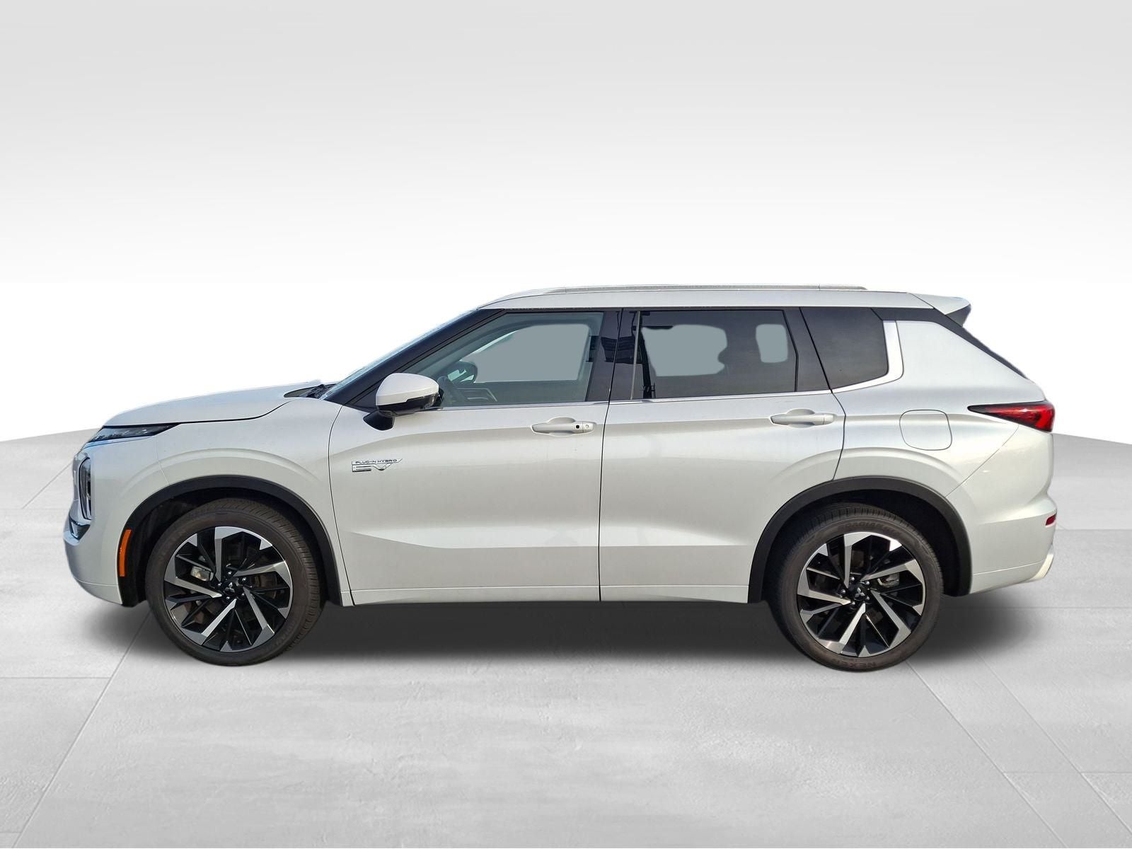 2023 Mitsubishi Outlander PHEV SEL