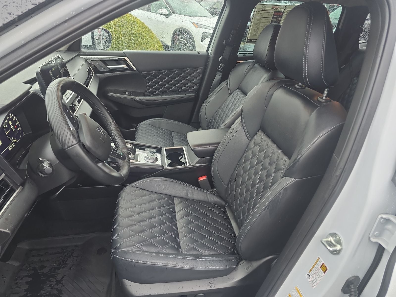 2023 Mitsubishi Outlander PHEV SEL