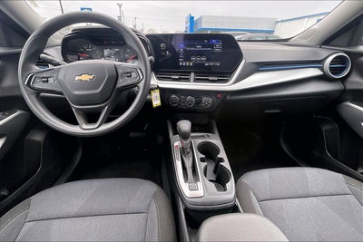 2025 Chevrolet Trax LS