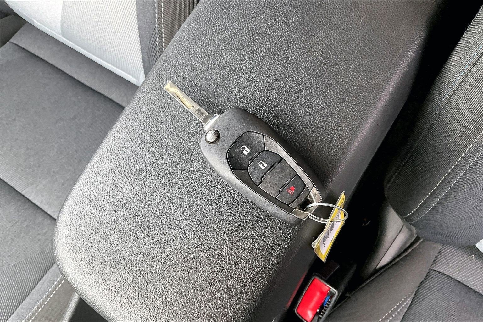 2025 Chevrolet Trax LS