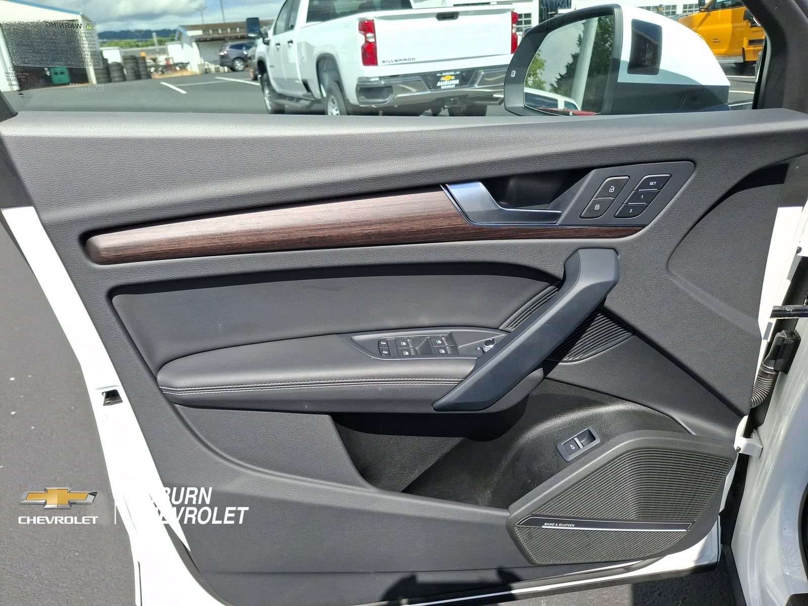 2024 Audi Q5 45 S line Premium quattro