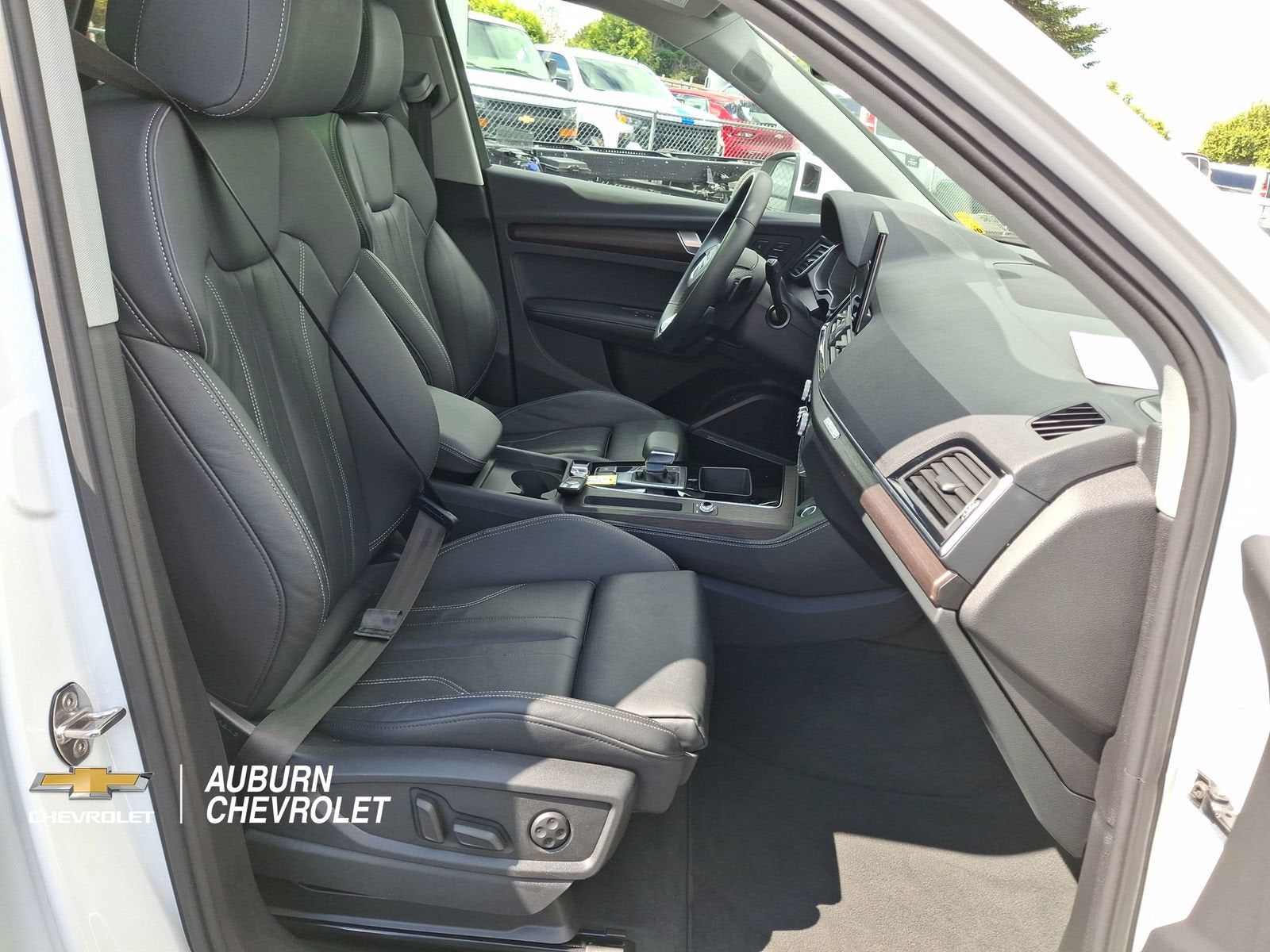 2024 Audi Q5 45 S line Premium quattro