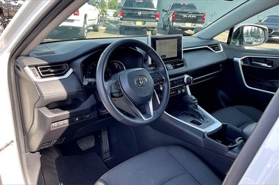 2024 Toyota RAV4 XLE AWD