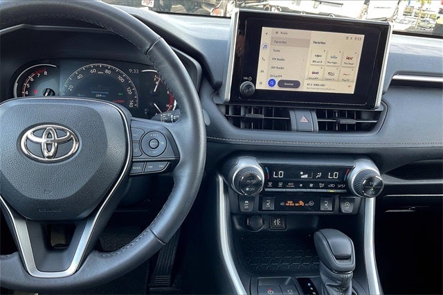 2024 Toyota RAV4 XLE AWD