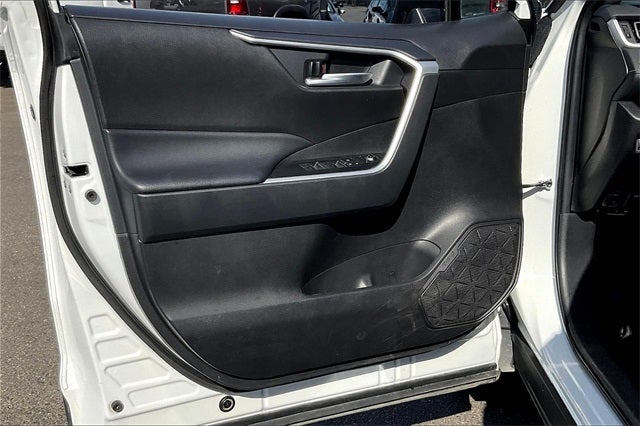 2024 Toyota RAV4 XLE AWD